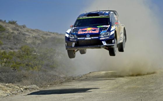 WRC: Случва се! Латвала води с половин минута на Ожие в Мексико