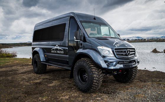 Arctic Trucks направиха чудовищен Mercedes Sprinter