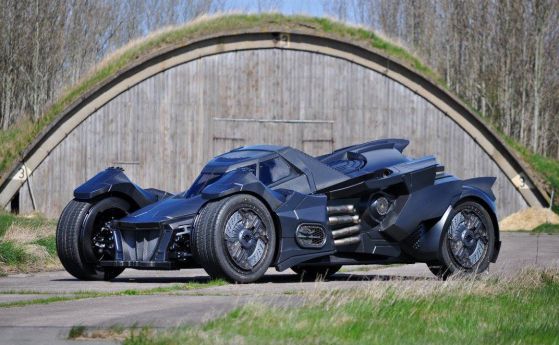 Шведи направиха Батмобил с двигател на Lamborghini