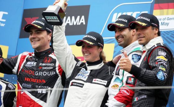 Сабине Шмиц се завръща във WTCC! Ще я видим на Нордшлайфе