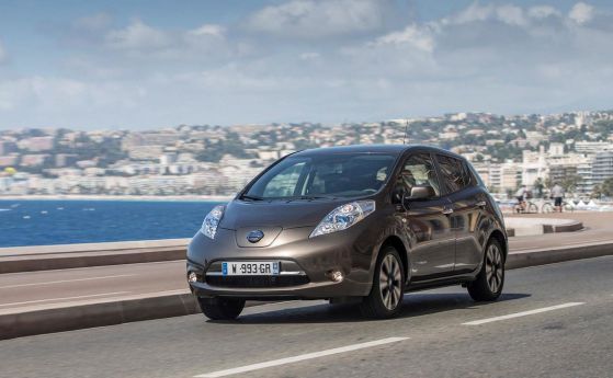 50-хилядният Nissan Leaf излезе от завода във Великобритания