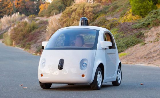 Google ще плаща на късметлии да се возят в автономни коли