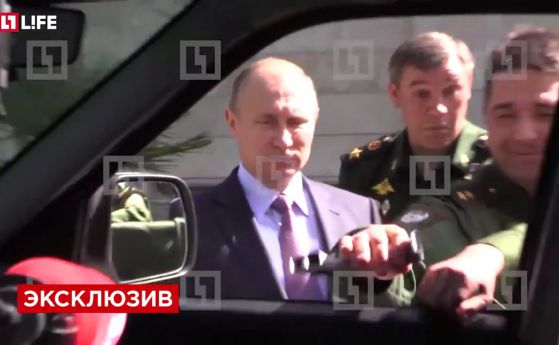 Презентация на армейски УАЗ пред Путин с яка издънка (видео)
