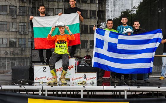 Кабакчиев донесе победата на България в Балканското по Екстрийм Ендуро 