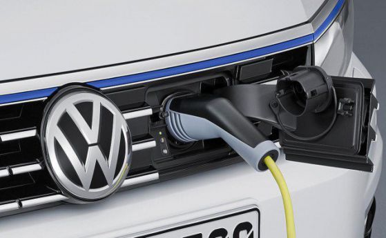 Обвиниха Volkswagen в нарушаване на патенти при хибридите си