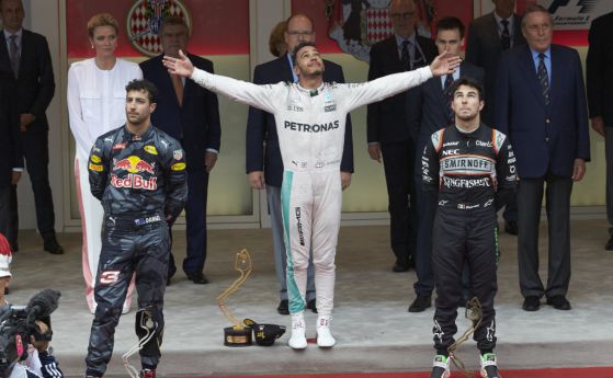 F1: Край на сушата, Хамилтън триумфира в Монте Карло