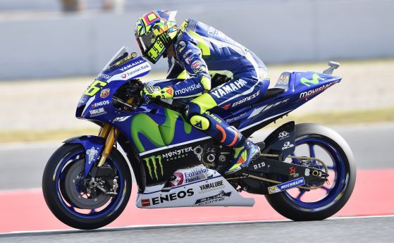 MotoGP: Валентино Роси триумфира в Барселона