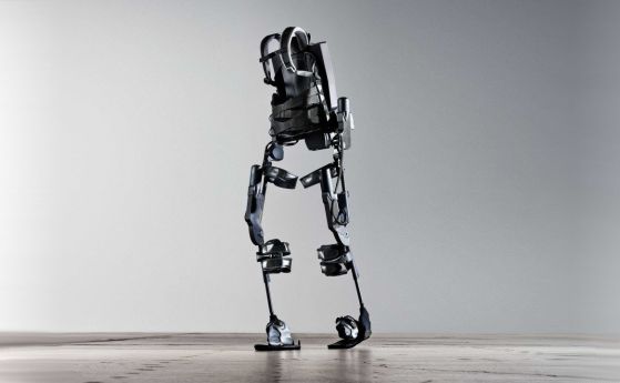 BMW тества екзоскелети за работниците си 