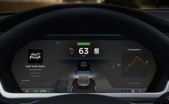 Загиналият при катастрофа с Tesla Model S гледал филм 