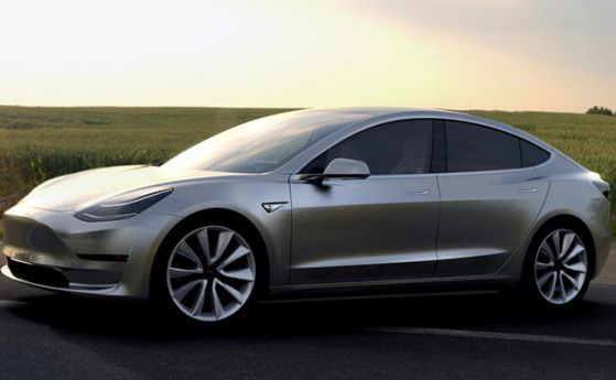 Tesla харчи 6 долара за реклама, Jaguar - 3325
