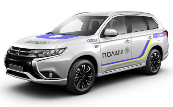 Украйна поръча 651 хибридни джипа Mitsubishi за полицията си