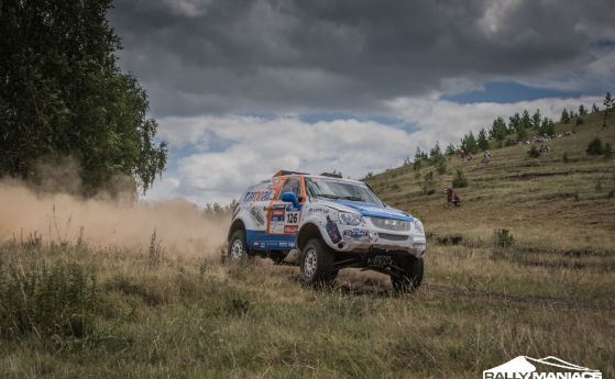 Ценков и Маринов запазват позиции след етап 7 на Silk Way Rally 2016