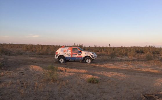 Технически проблеми прекратиха българското участие в Silk Way Rally 2016
