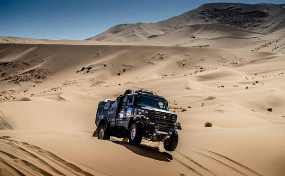 Peugeot и Камаз начело ден преди финала на Silk Way Rally 2016