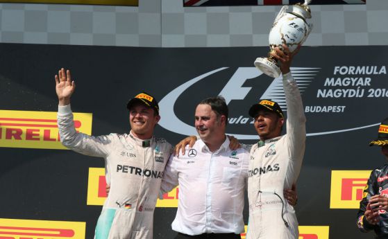 F1: Гутиерес разочарован от средния пръст на Хамилтън