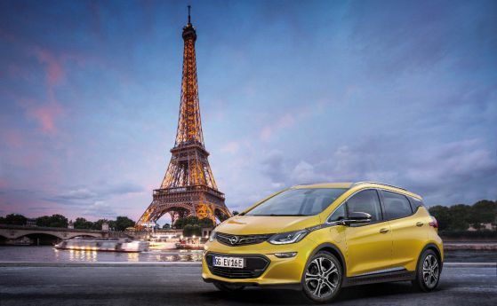 Световна премиера на електрическия Opel Ampera-e в Париж (видео)
