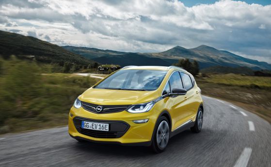 Париж: Opel Ampera-е дебютира с 500 км пробег