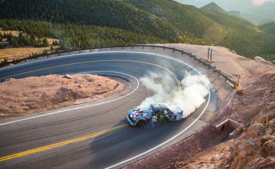 Кен Блок атакува Pikes Peak с новия звяр