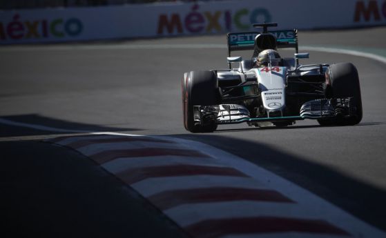 F1: Победа за Хамилтън в Мексико