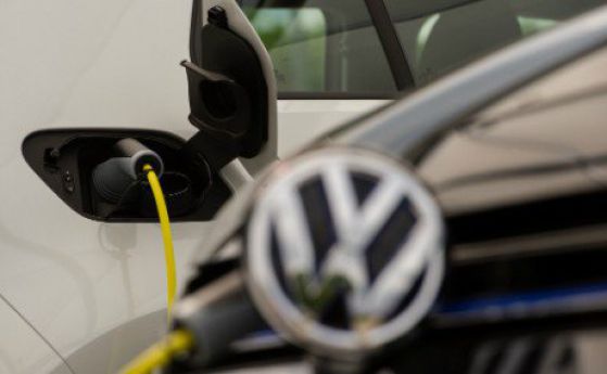 Volkswagen прави завод за батерии