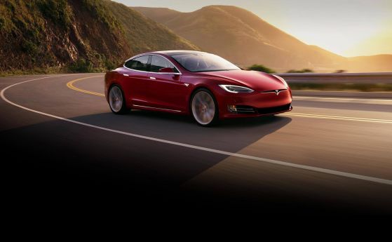 Най-бързата Tesla става още по-страшна