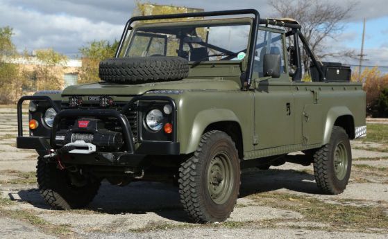 Ако наистина искате LR Defender, трябва ви военният Tithonus
