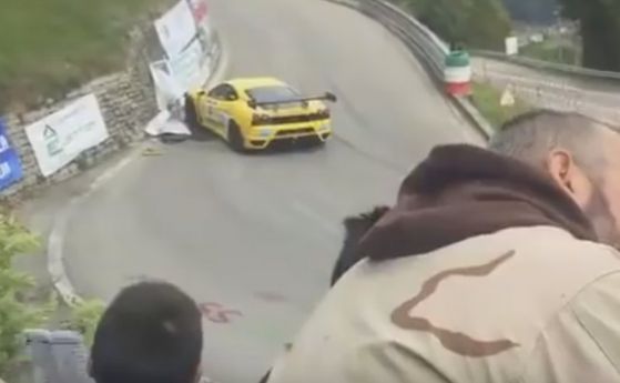 Пилот на Ferrari забрави, че не е на пистата и отнесе каменна стена (видео)