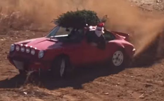 Дядо Коледа заряза шейната за Porsche 911 (видео)
