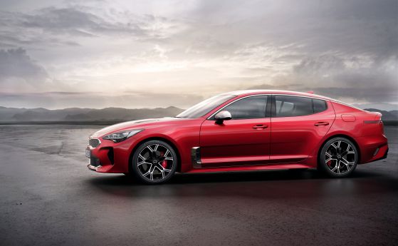 KIA търси място в луксозния клуб с премиерата на Stinger