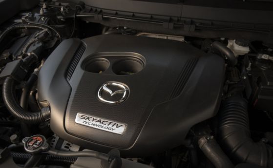 Mazda скоро ще остави бензиновите си мотори без свещи