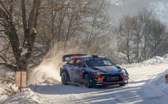 WRC: Нювил поведе, Ожие скъсява разликата