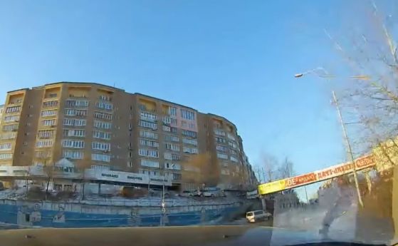 Какво се случва, когато объркаш газта със спирачката (видео)