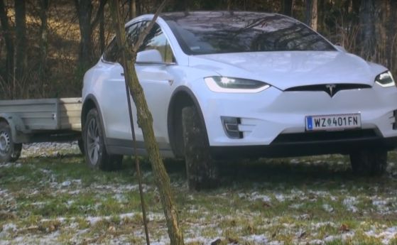 Tesla Model X става и за работа на село (видео)