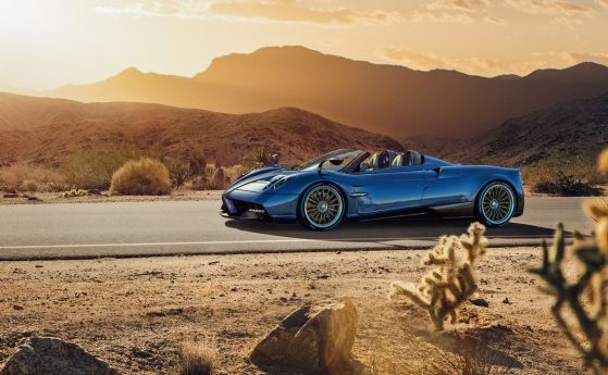 Коленете ви ще омекнат от роудстъра Pagani Huayra (галерия)