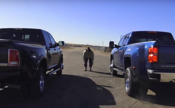 Битката на големите момчета: F-350, Silverado 3500 и Ram 3500 (видео)