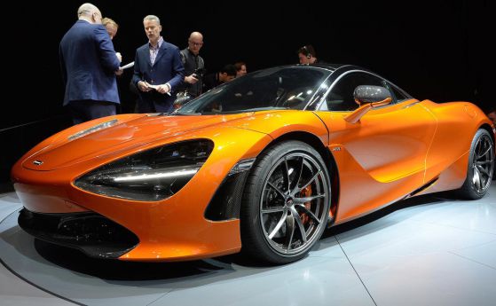 Женева: McLaren 720S - нов дизайн, повече скорост (видео)