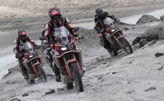 Honda Africa Twin с рекорд за достигане на най-голяма височина с мотоциклет