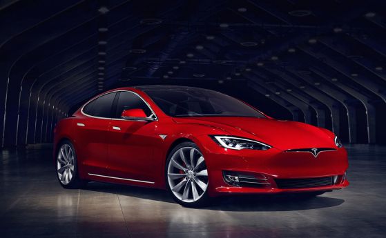 В Южна Корея чакат по половин година само за тест на Tesla Model S
