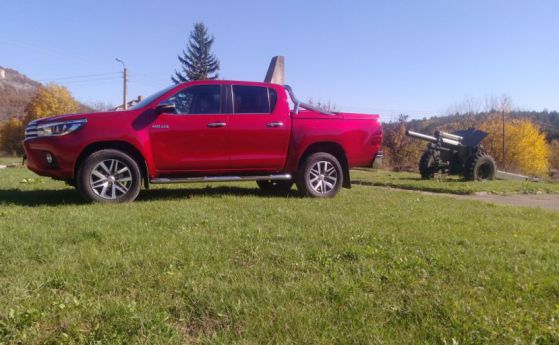 Легенда, осми епизод: тест Toyota Hilux