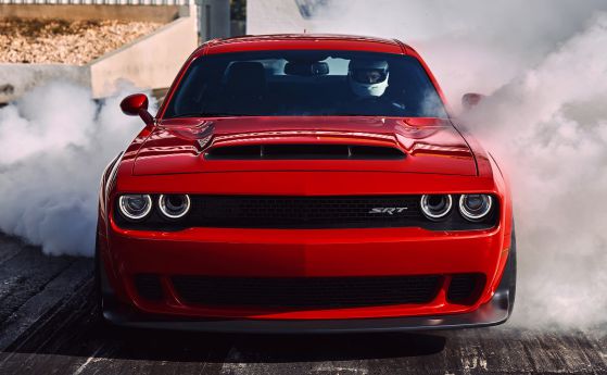 Демоничният Dodge Challenger SRT е най-страшният мъсъл кар в историята 