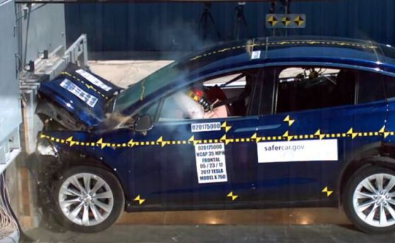 Tesla Model X е първият SUV с 5 пълни звезди за сигурност в САЩ (видео)