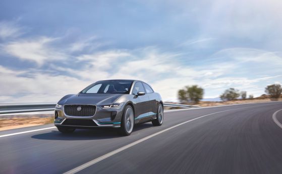 Jaguar започва производство на бияча на Tesla