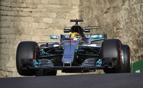 F1: Хамилтън с 66-та спечелена квалификация в Баку