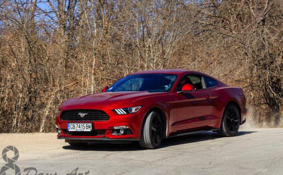Искам пони: тест Ford Mustang EcoBoost