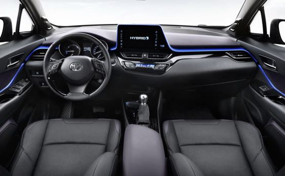 Toyota слага край на загубените джаджи под седалките