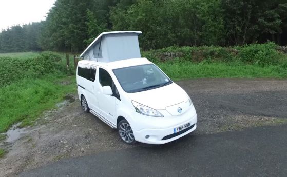 Електрическият Nissan E-NV 200 става и за страхотен кемпер (видео)