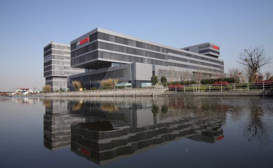 Bosch измисли въглеродно-неутрално синтетично гориво