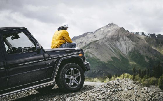 Mercedes G-Class е паркетна джипка? Помислете пак! (видео)