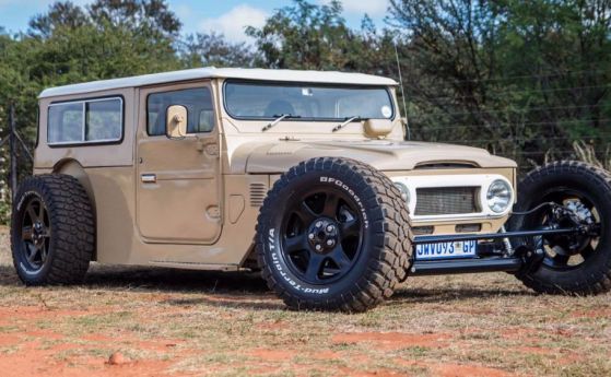 Този хотрод на базата на Toyota FJ40 е умопомрачителен