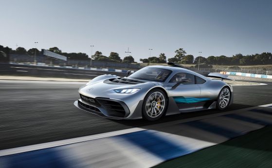 Mercedes-AMG Project One - Формула 1 за пътя (видео)